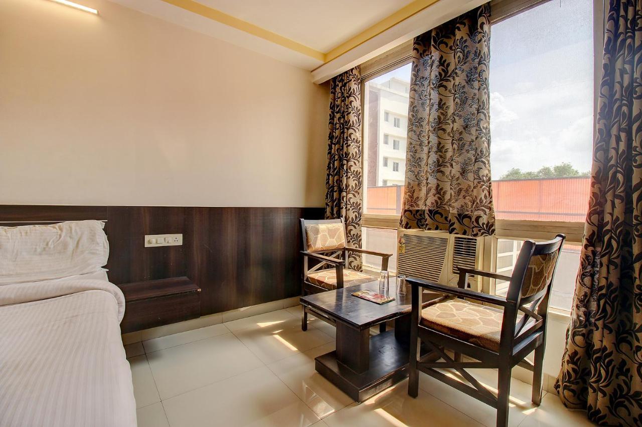 Fabhotel Ps Grand Lucknow Exterior photo